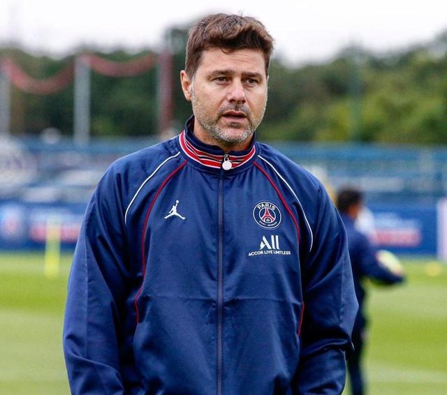 湖人惨败给费城76人比赛